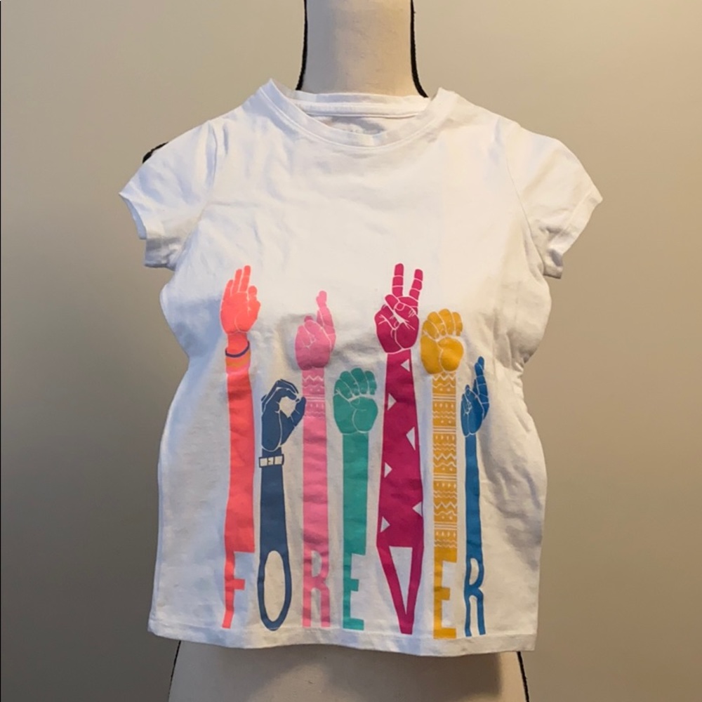 Girls T-shirt.